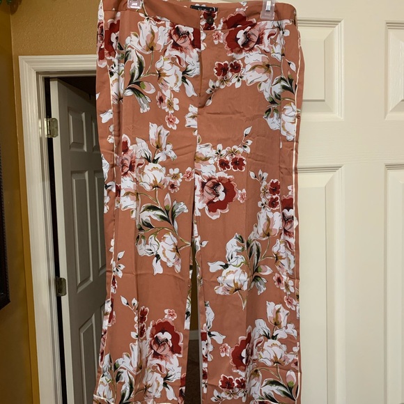 2 piece outfit - Picture 3 of 4